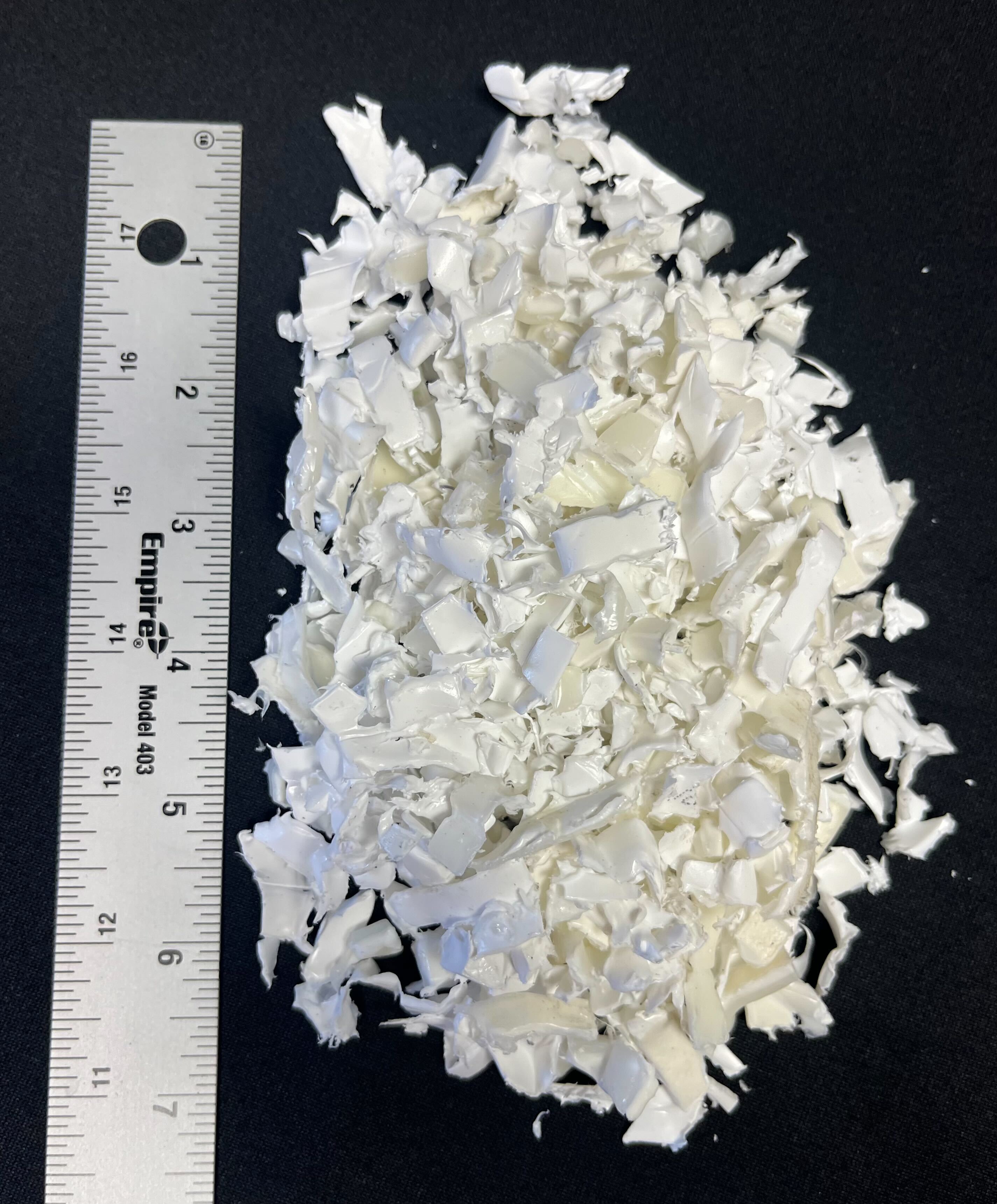 Mảnh hạt nút chai HDPE sau khi băm đa sắc màu sạch keo